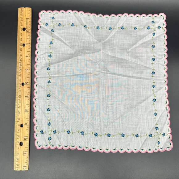 Vintage Handkerchief White Blue Floral Embroidery Pink Scalloped Edge Hankie - Picture 5 of 6